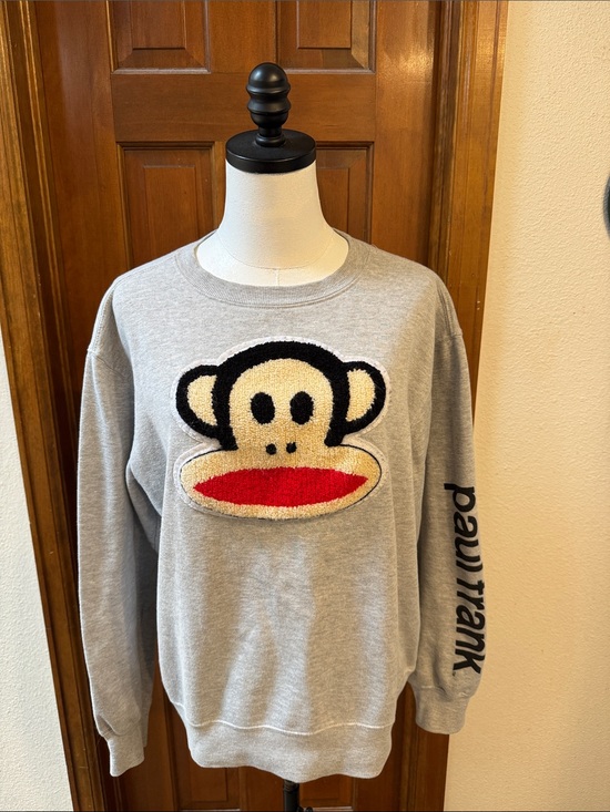 Paul Frank Tops - Paul Frank Juniors Gray Sweatshirt with Chenille Patch and Red Mouth Size XL